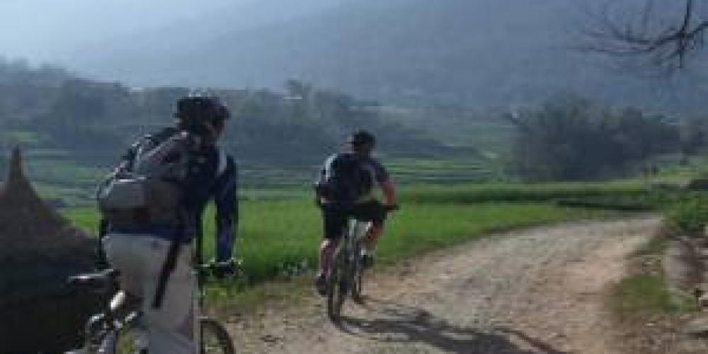 nagarjun-mountain-biking-tour
